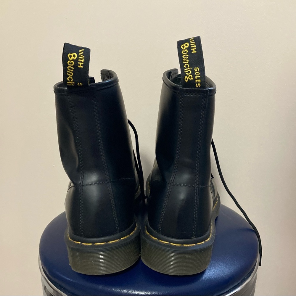 Dr. Martens Black Smooth Leather Boots - Picture 3 of 4